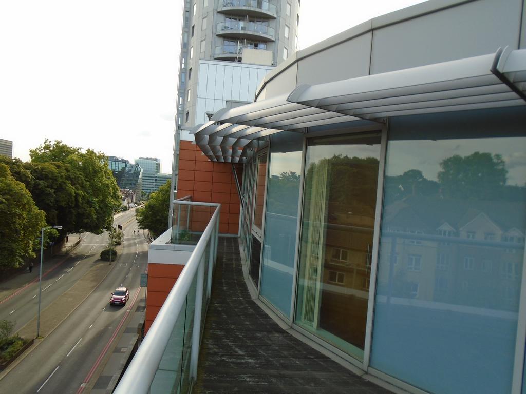 East Croydon Apartments - Just 3 Mins Walk To East Croydon Station Ngoại thất bức ảnh