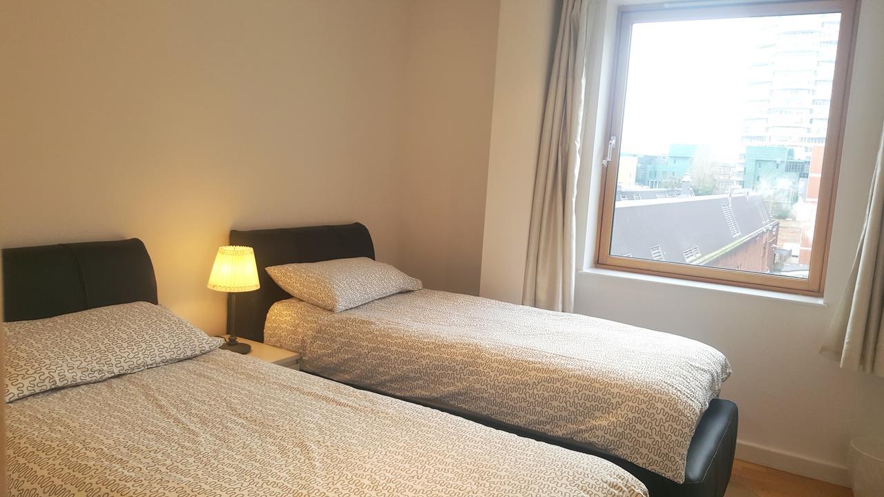 East Croydon Apartments - Just 3 Mins Walk To East Croydon Station Phòng bức ảnh